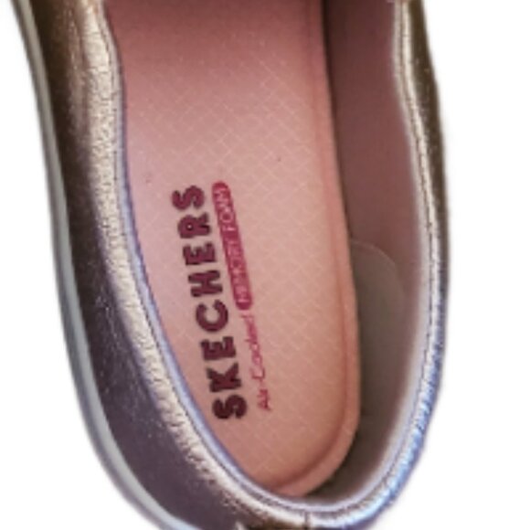 Skechers Women's Pink Ultra-Light Comfort Memory Foam Sneakers SZ 5/6 wide (7M) - Picture 8 of 9